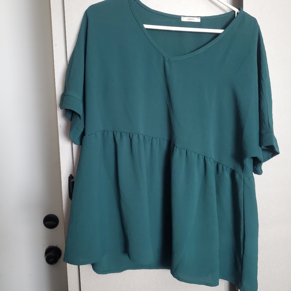 Hunter Green olive ave peplum top